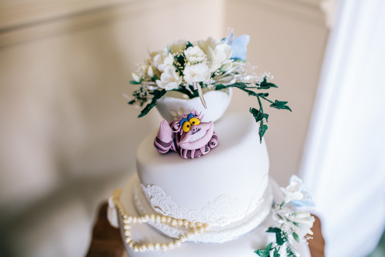 Vintage Homely Outdoor Wedding http://heartfulloftea.com/