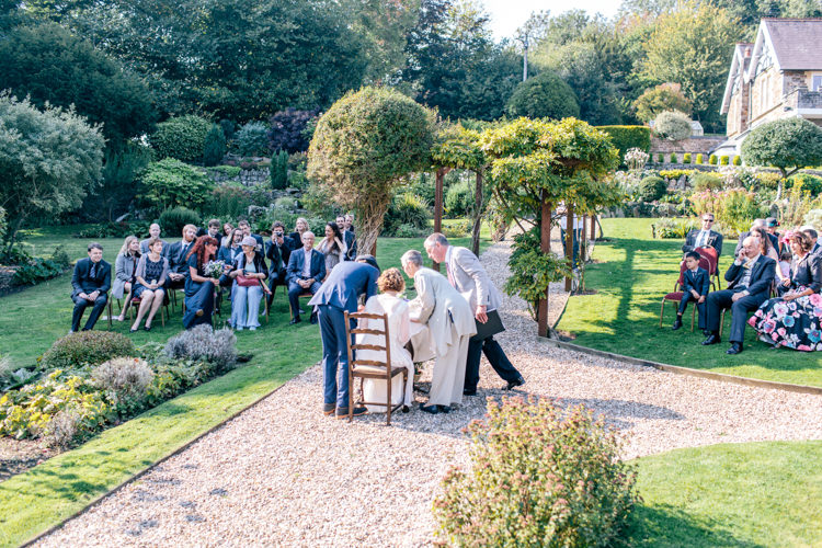 Vintage Homely Outdoor Wedding http://heartfulloftea.com/