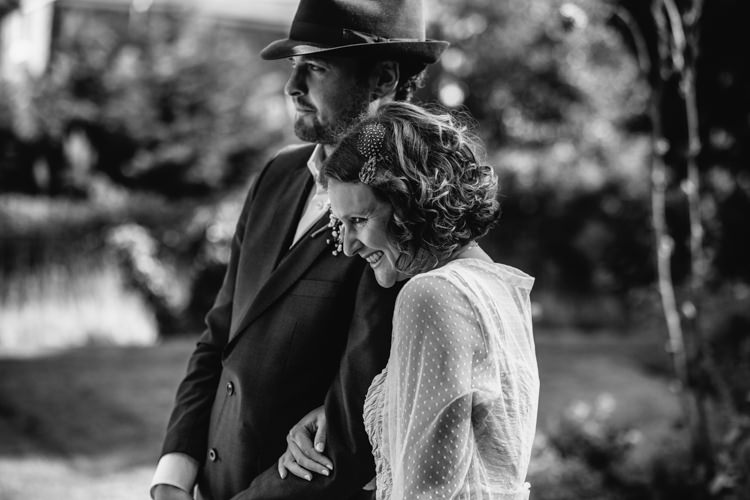 Vintage Homely Outdoor Wedding http://heartfulloftea.com/
