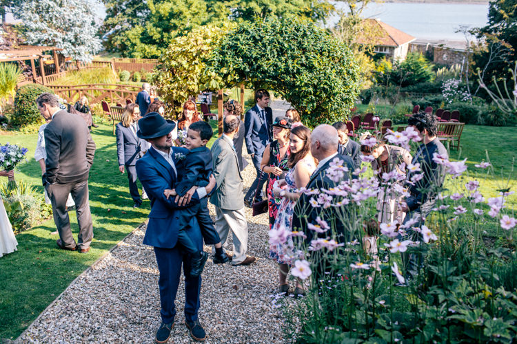 Vintage Homely Outdoor Wedding http://heartfulloftea.com/