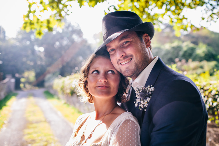 Vintage Homely Outdoor Wedding http://heartfulloftea.com/