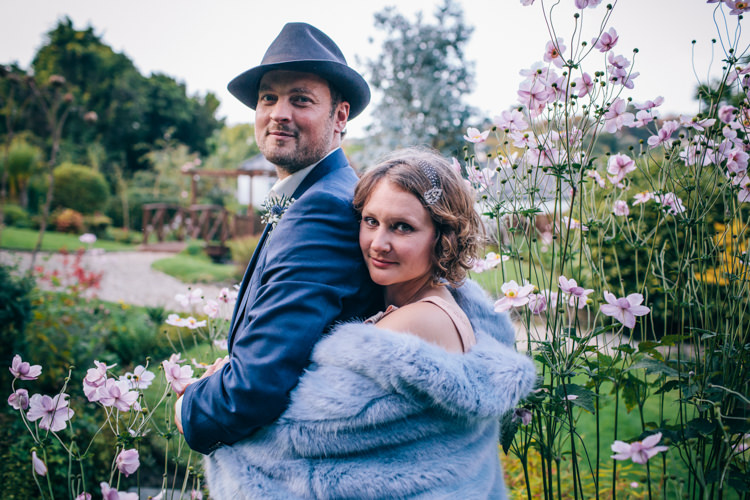 Vintage Homely Outdoor Wedding http://heartfulloftea.com/