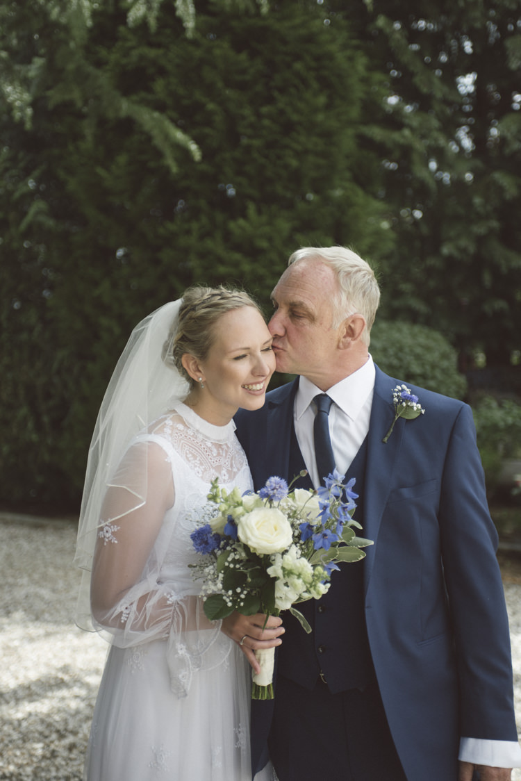 Quirky DIY House Party Wedding http://www.petecranston.com/