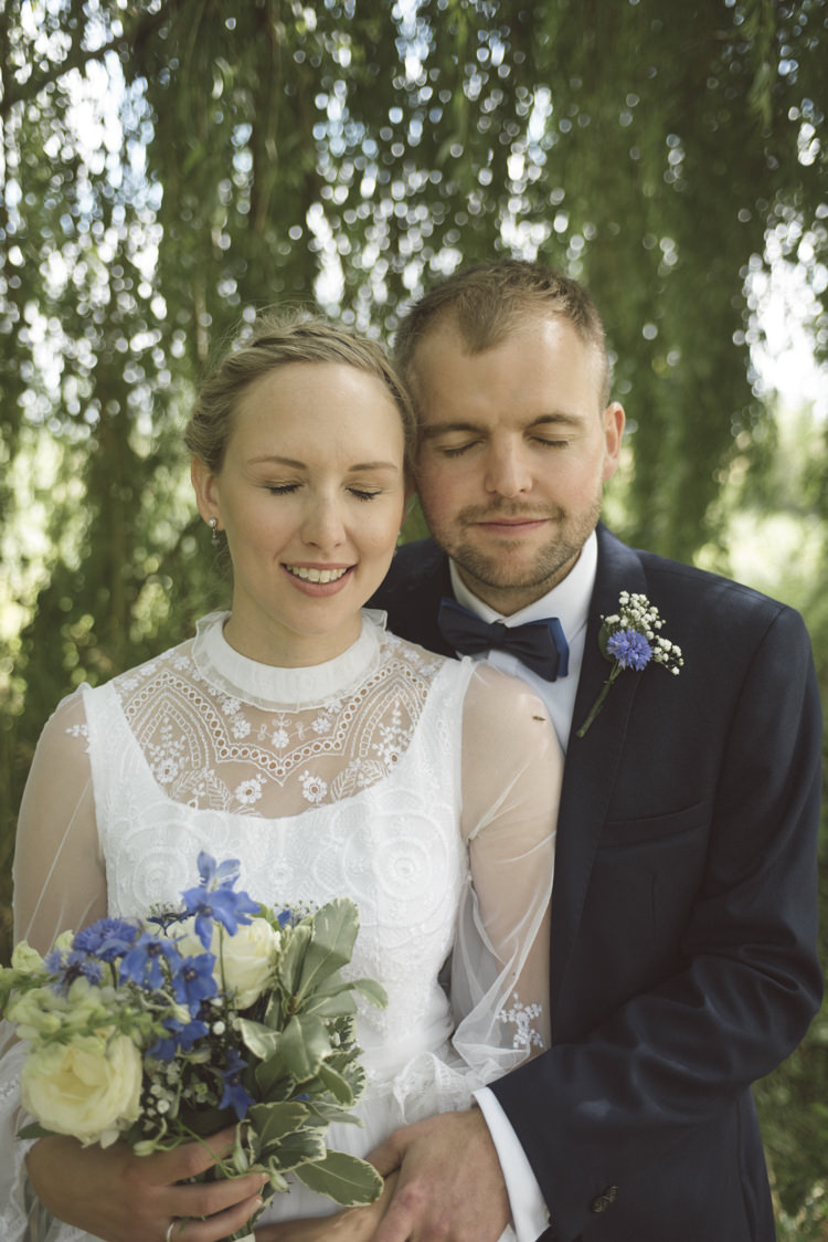 Quirky DIY House Party Wedding http://www.petecranston.com/