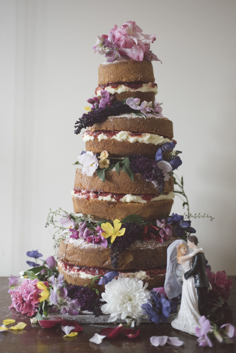Naked Cake Sponge Later Flowers Quirky DIY House Party Wedding http://www.petecranston.com/