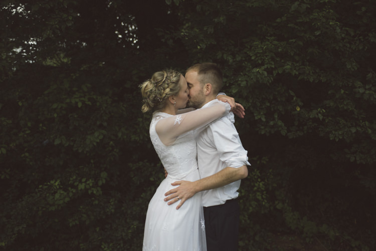 Quirky DIY House Party Wedding http://www.petecranston.com/