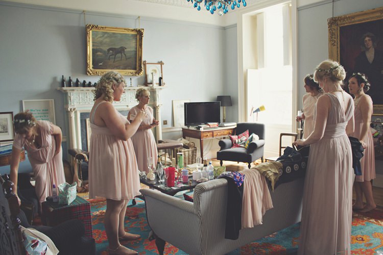 Bohemian Country Tipi Wedding http://www.clickybox-photography.com/
