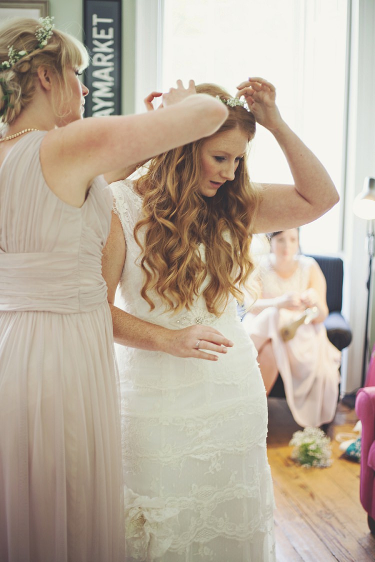 Long Hair Waves Bride Bridal Bohemian Country Tipi Wedding http://www.clickybox-photography.com/
