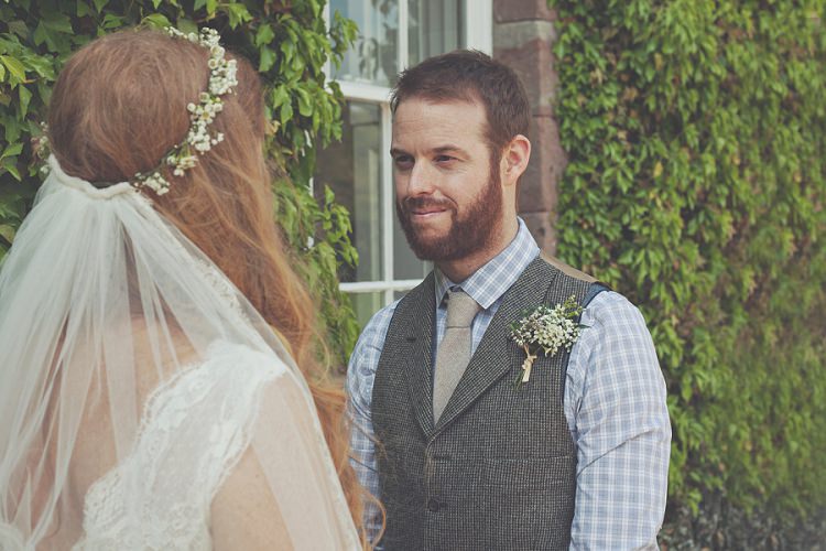 Bohemian Country Tipi Wedding http://www.clickybox-photography.com/