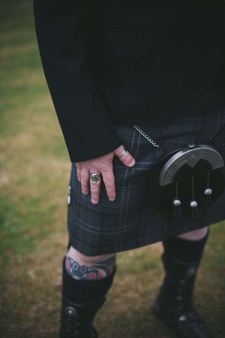 Kilt Groom Quirky Alternative Lochside Wedding http://www.maureendupreez.com/