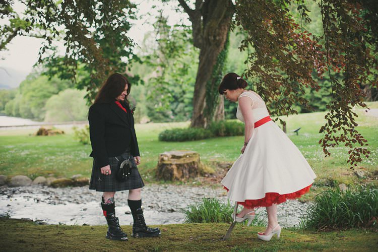 Quirky Alternative Lochside Wedding http://www.maureendupreez.com/