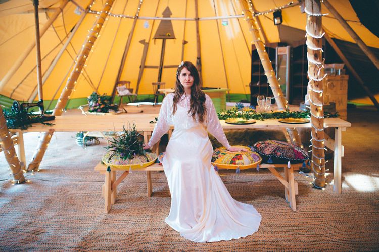 Natural Festival Tipi Wedding Ideas http://www.katemccarthyphotography.co.uk/