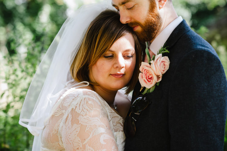 Vintage Country Fete Farm Wedding http://carolinehancox.co.uk/