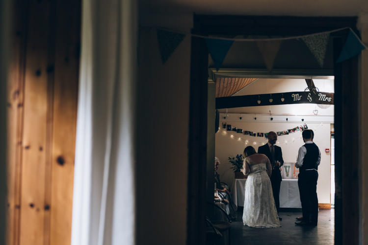 Vintage Country Fete Farm Wedding http://carolinehancox.co.uk/