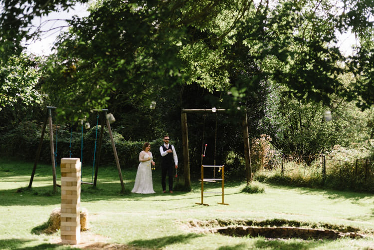 Vintage Country Fete Farm Wedding http://carolinehancox.co.uk/