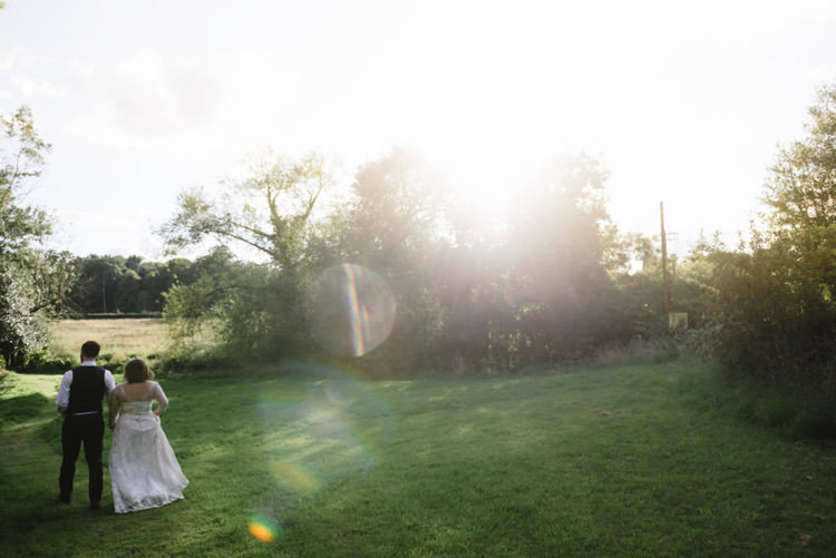 Vintage Country Fete Farm Wedding http://carolinehancox.co.uk/