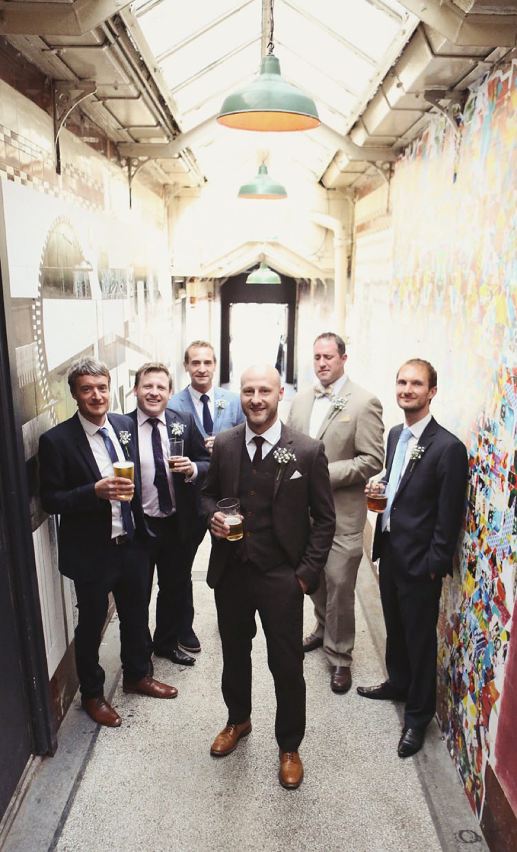 East London Party Pub Wedding http://www.haywoodjonesphotography.co.uk/