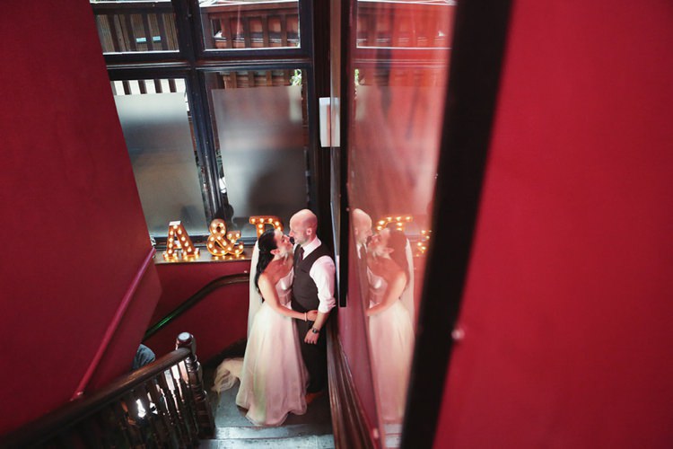 East London Party Pub Wedding http://www.haywoodjonesphotography.co.uk/