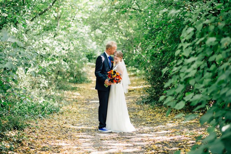 Orange Blue Festival Fete Tipi Wedding http://www.lynseygracephotography.com/