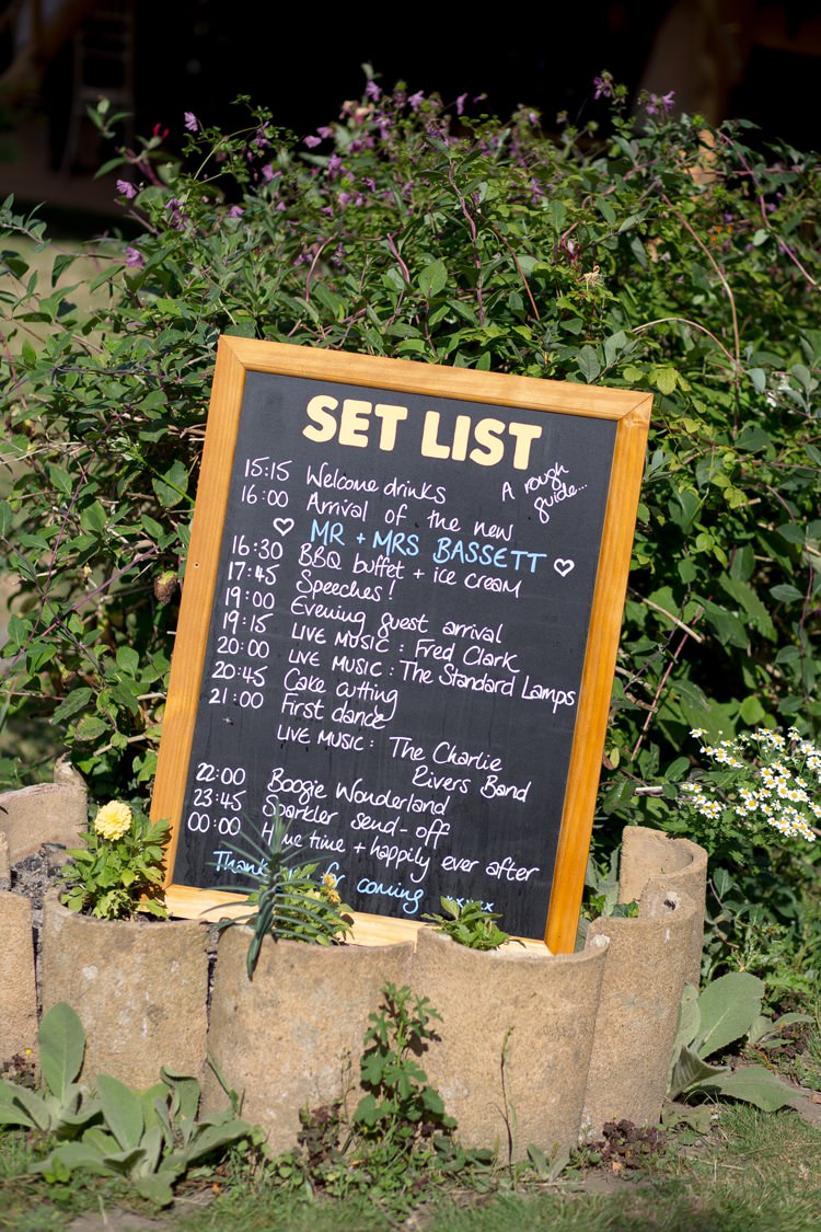 Set List Order of Day Orange Blue Festival Fete Tipi Wedding http://www.lynseygracephotography.com/