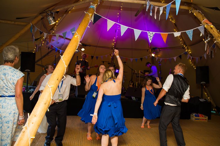 Orange Blue Festival Fete Tipi Wedding http://www.lynseygracephotography.com/