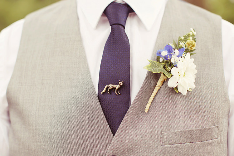 Buttonhole Groom Billy Ball Fox Pin Tie Mismatched Fairground Woodland Wedding http://www.rebeccaweddingphotography.co.uk/