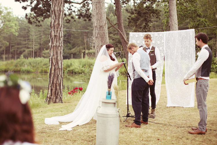 Mismatched Fairground Woodland Wedding http://www.rebeccaweddingphotography.co.uk/