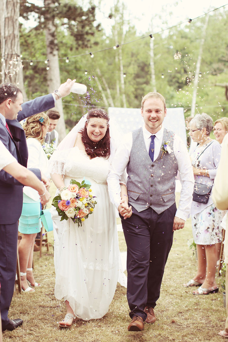 Confetti Throw Mismatched Fairground Woodland Wedding http://www.rebeccaweddingphotography.co.uk/