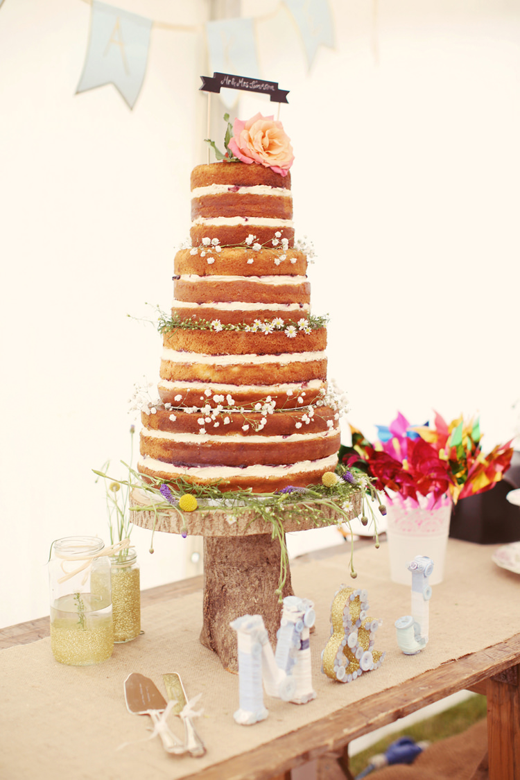 Naked Cake Log Stand Layer Sponge Topper Mismatched Fairground Woodland Wedding http://www.rebeccaweddingphotography.co.uk/