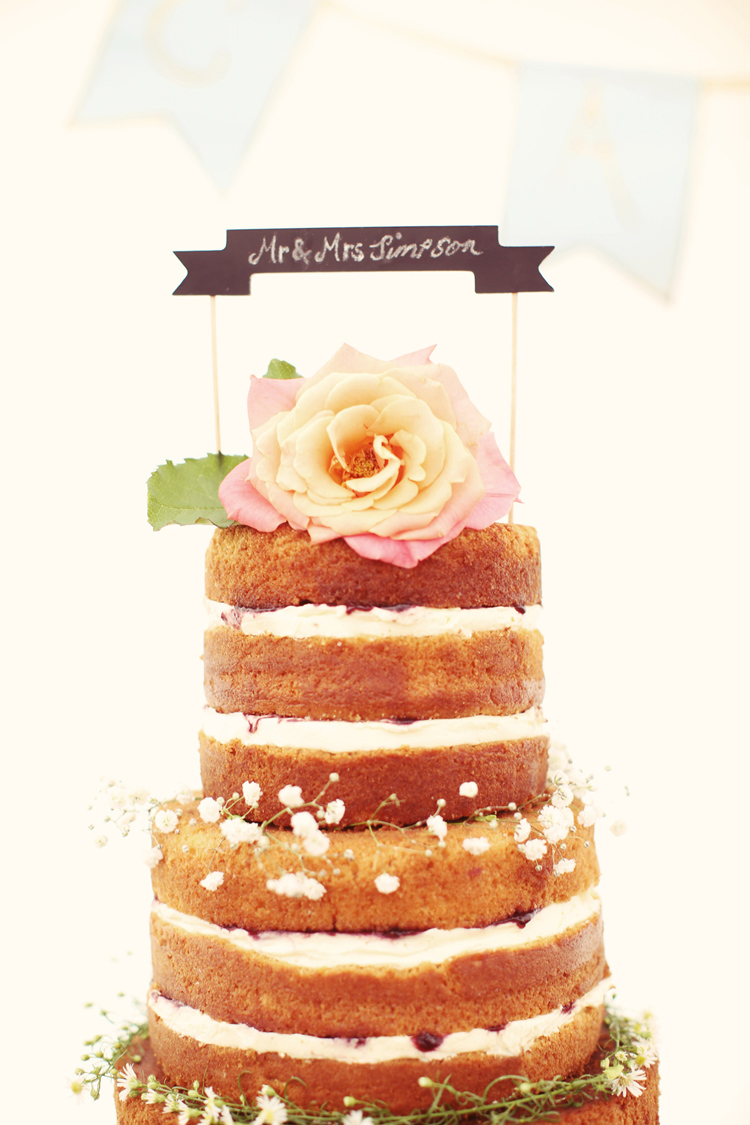 Blackboard Chalk Topper Cake Naked Sponge Flowers Mismatched Fairground Woodland Wedding http://www.rebeccaweddingphotography.co.uk/