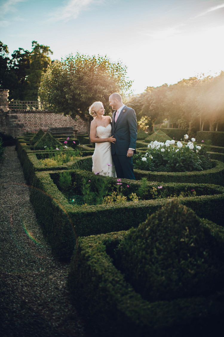 Summertime Pastel English Country Garden Wedding http://alipaul.com/