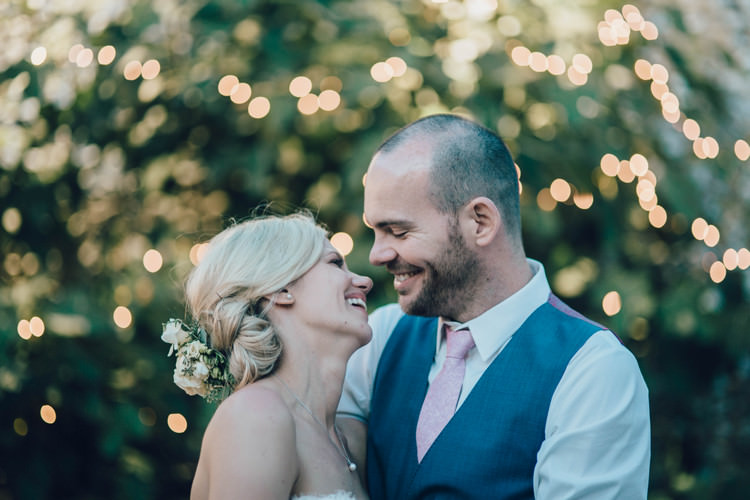 Summertime Pastel English Country Garden Wedding http://alipaul.com/