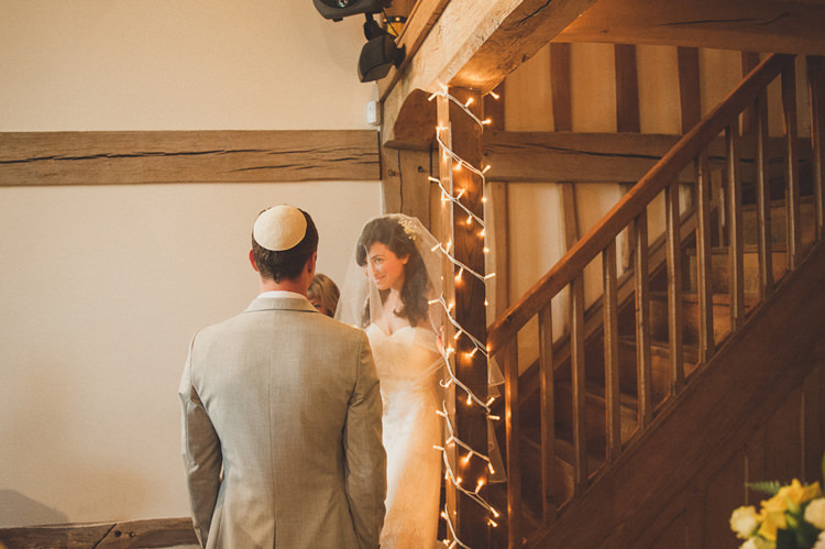 Pretty Summery Yellow Barn Wedding http://www.mattpenberthy.com/