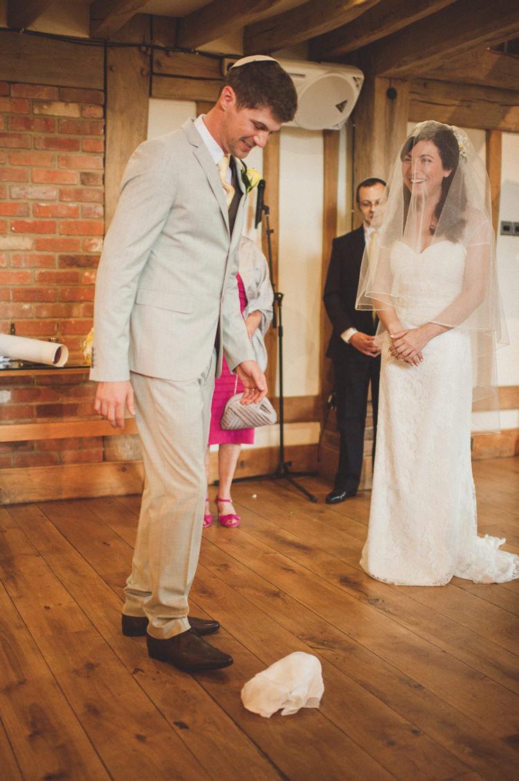 Pretty Summery Yellow Barn Wedding http://www.mattpenberthy.com/