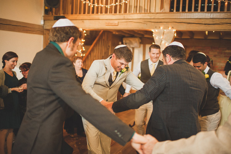 Pretty Summery Yellow Barn Wedding http://www.mattpenberthy.com/