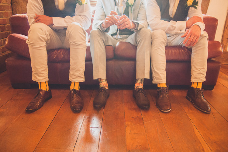 Pretty Summery Yellow Barn Wedding http://www.mattpenberthy.com/