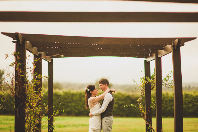 Pretty Summery Yellow Barn Wedding http://www.mattpenberthy.com/