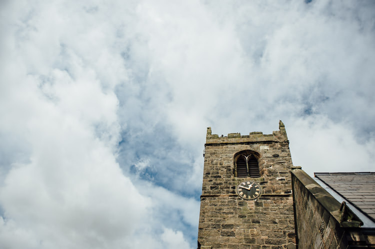 Natural Mismatched Home Made Wedding http://www.mattbrownphotography.co.uk/
