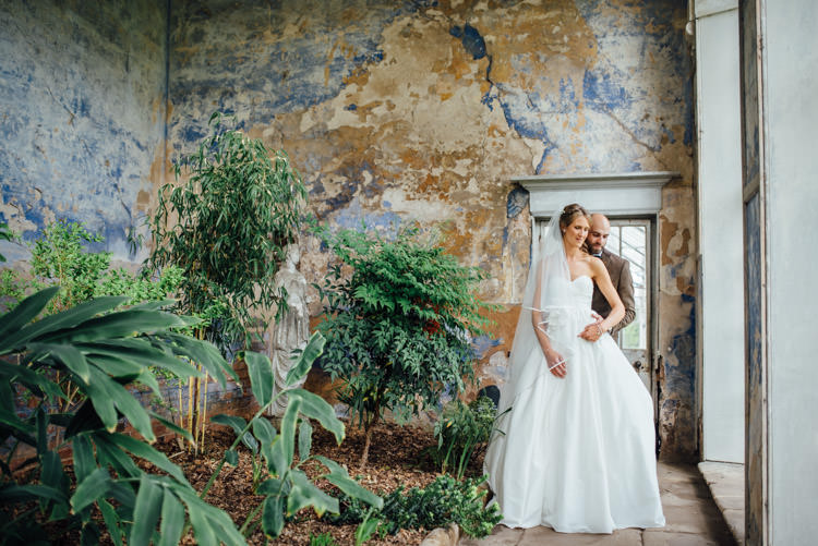 Natural Mismatched Home Made Wedding http://www.mattbrownphotography.co.uk/