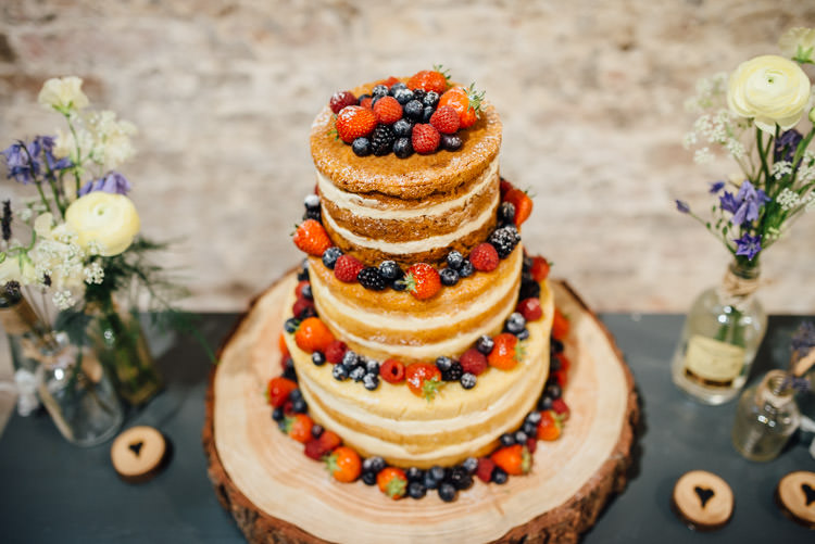 Naked Cake Sponge Victoria Layer Log Berries Natural Mismatched Home Made Wedding http://www.mattbrownphotography.co.uk/