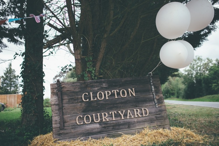Balloons Wooden Sign Festival Country Outdoor Wedding http://shootingsuzie.com/