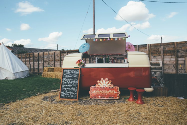Festival Country Outdoor Wedding http://shootingsuzie.com/