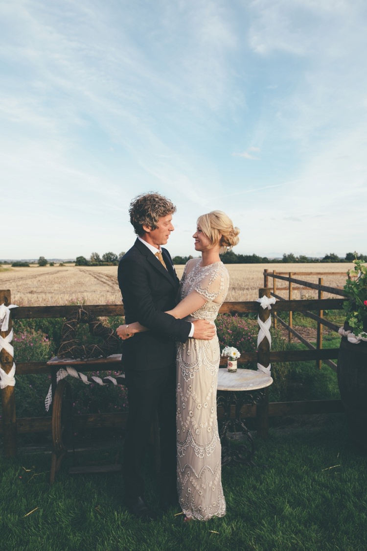 Festival Country Outdoor Wedding http://shootingsuzie.com/