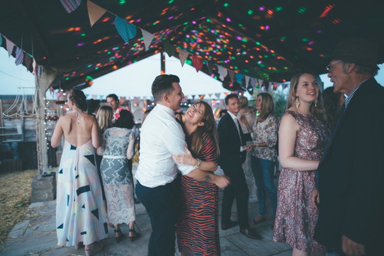 Festival Country Outdoor Wedding http://shootingsuzie.com/