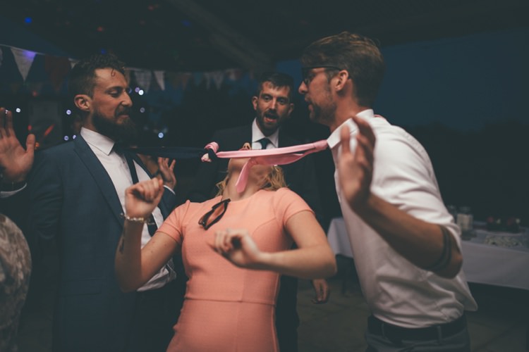 Festival Country Outdoor Wedding http://shootingsuzie.com/