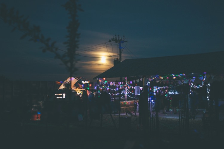Festival Country Outdoor Wedding http://shootingsuzie.com/