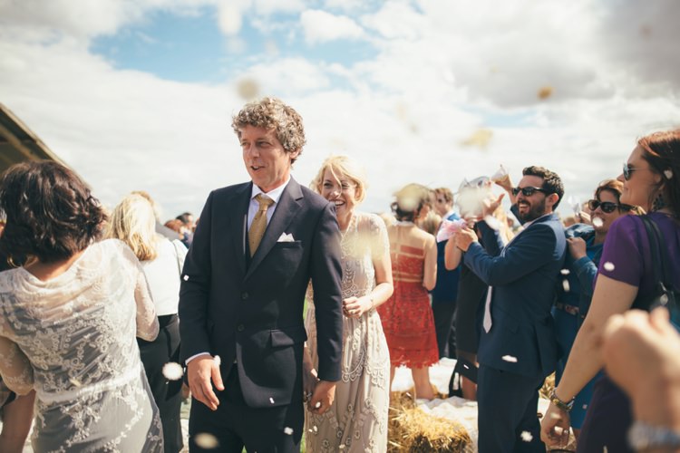 Festival Country Outdoor Wedding http://shootingsuzie.com/