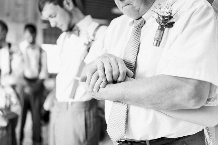 Rustic Country Barn Wedding in Tennessee https://www.sweetlyvintage.com/