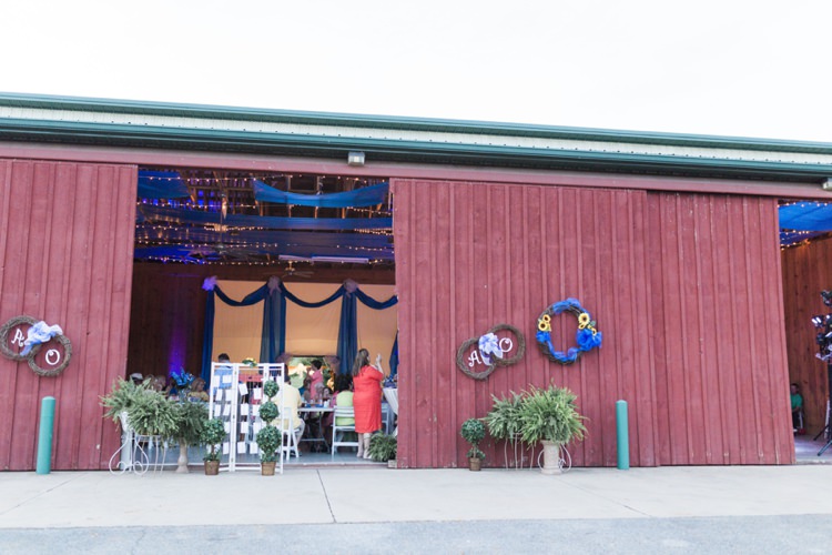 Grace Meadows Farm Royal Blue Sunflowers Rustic Country Barn Wedding in Tennessee https://www.sweetlyvintage.com/