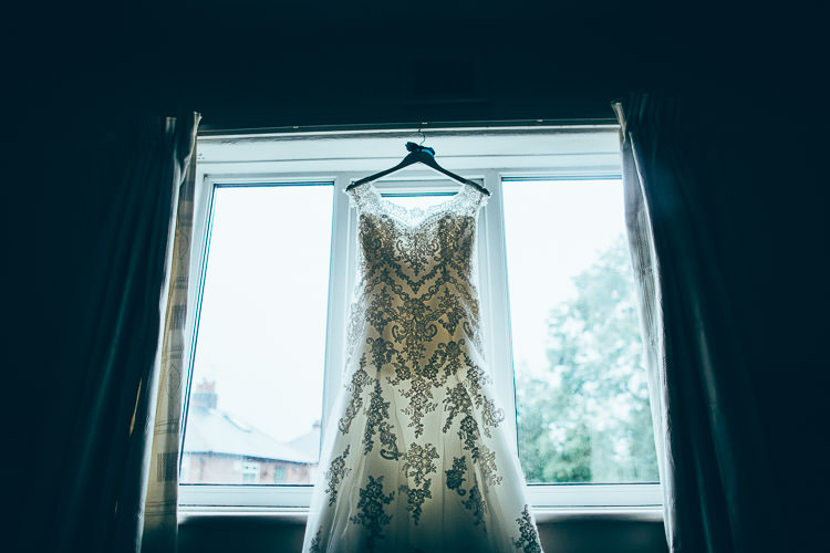 Festival Barn Teal Wedding http://www.faircloughphotography.co.uk/